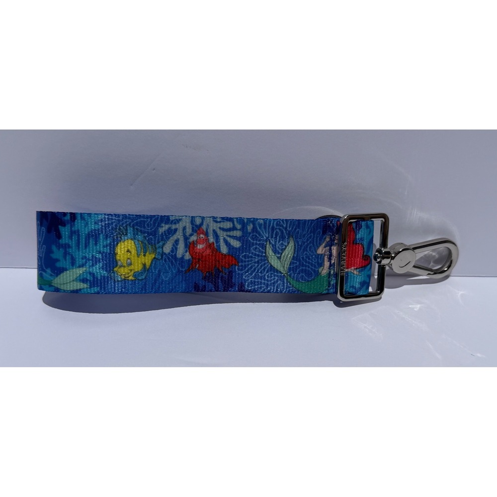 Harveys Seatbelt The Little Mermaid Ariel & Flounder Click N Go CNG Keychain - Picture 4 of 14